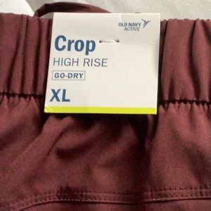 Old Navy Crop High Rise Active Pants